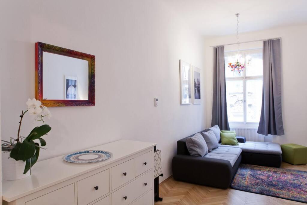 Prague Center Apartment With Fireplace Dış mekan fotoğraf